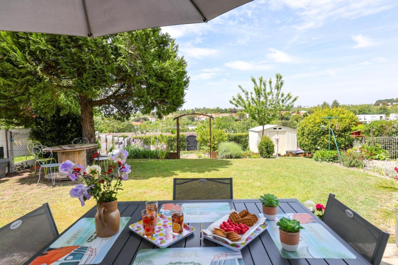 Villa "Logis Debussy"- Saintes Esterno foto